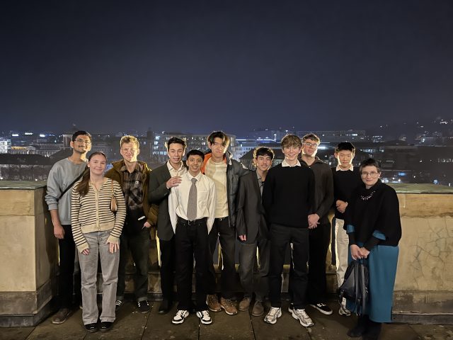 Opernbesuch der J2: Prokofjews „Der Spieler“ – eine musikalische Reise zum Mars