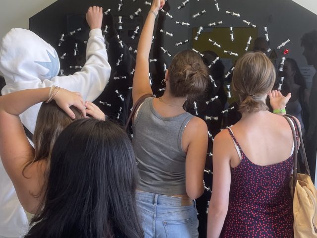 Am 2. Juli war die Klasse 9b an der Uni Stuttgart für Physik.